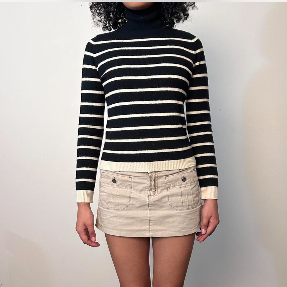 banana republic turtle neck striped sweater